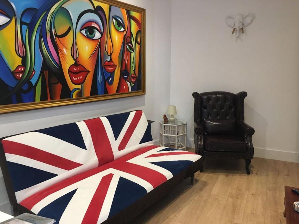 Bagshot Pennyhill Camberley Ascot Luxury 2 Beds 1 Bath Sleeps 4 Pets Ok Permit Parking Apartment Екстериор снимка